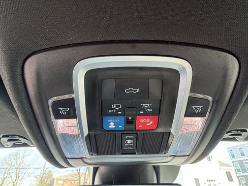 Used 2022 RAM 1500 Limited image 24