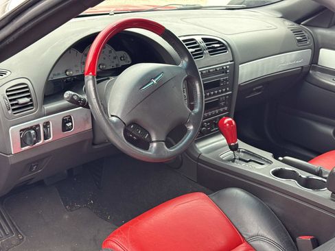 Used 2002 Ford Thunderbird image 4