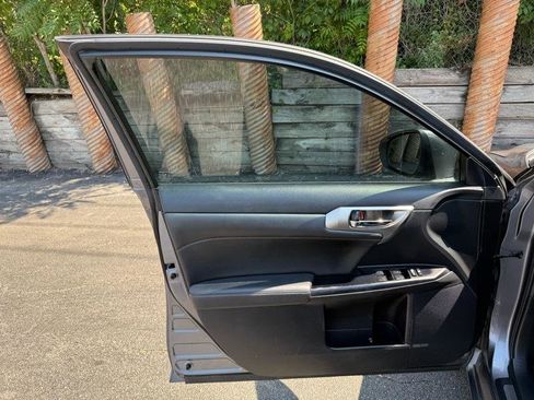 Used 2015 Lexus CT 200h w/ Navigation Package FWD image 15