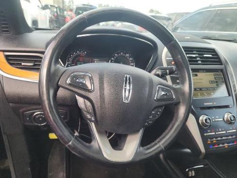 Used 2016 Lincoln MKC Reserve image 9