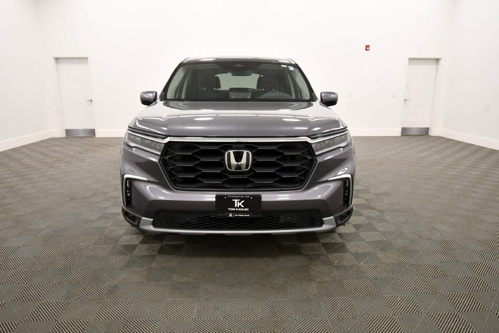 Certified 2025 Honda Pilot EX-L image 11