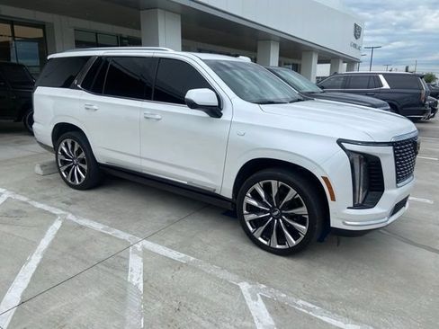 Used 2025 Cadillac Escalade Premium Luxury w/ Touring Package AWD/4WD image 8