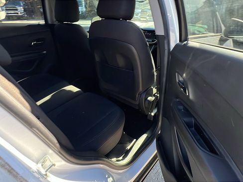 Used 2020 Chevrolet Trax LS w/ Tint and Cruise Package image 21