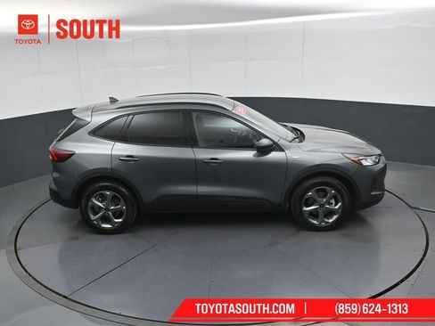 Used 2025 Ford Escape ST-Line AWD/4WD image 44