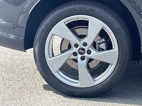 New 2026 Audi Q5 Premium Plus image 9