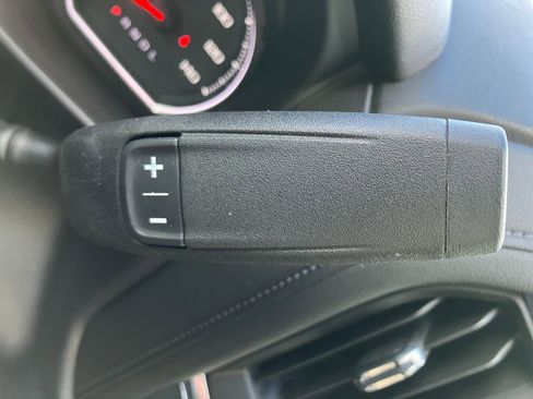 Used 2022 Chevrolet Silverado 3500 LT w/ Convenience Package image 25