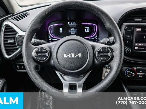 Used 2025 Kia Soul LX w/ LX Technology Package image 32