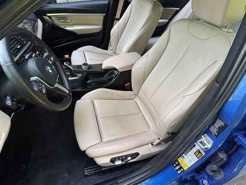 Used 2017 BMW 330i xDrive Sedan AWD/4WD image 18