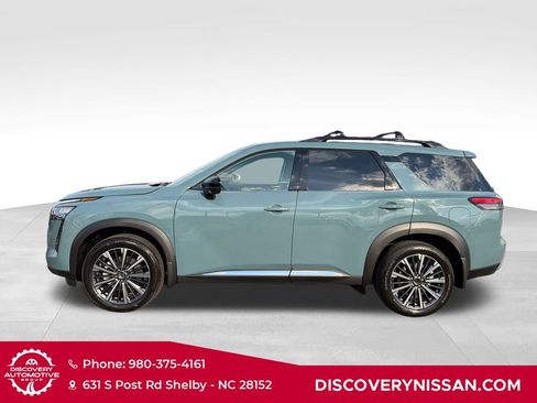 New 2026 Nissan Pathfinder Platinum w/ Accent Package AWD/4WD image 9