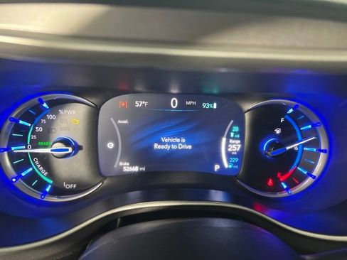 Certified 2023 Chrysler Pacifica Touring-L FWD image 17