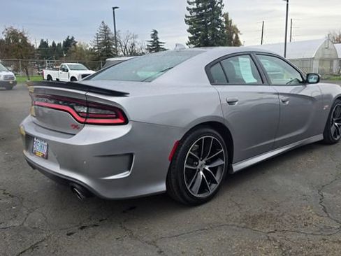Used 2018 Dodge Charger R/T Scat Pack w/ Driver Confidence Group image 4