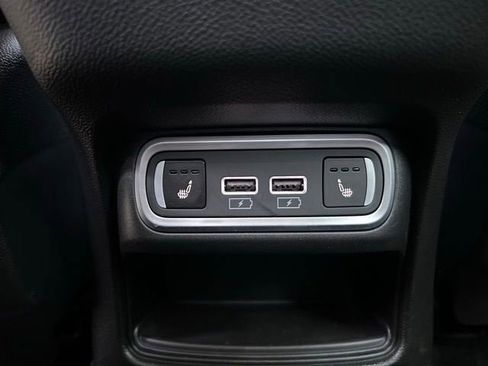 Used 2022 Alfa Romeo Stelvio Veloce image 36