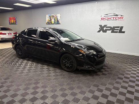 Used 2019 Toyota Corolla LE image 2