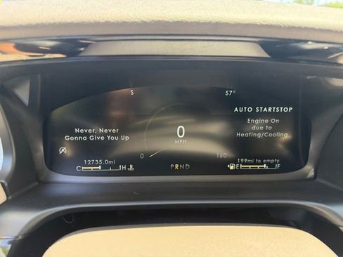 Used 2022 Lincoln Aviator AWD w/ Premium Package image 17