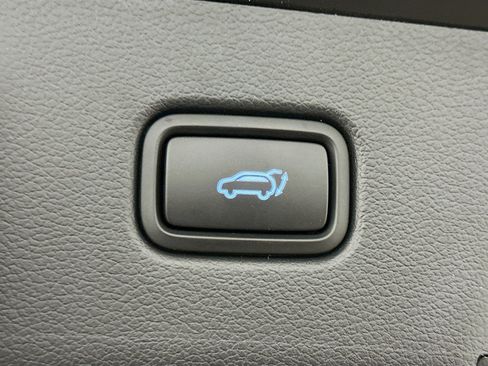 Used 2025 Hyundai Palisade SEL AWD/4WD image 32