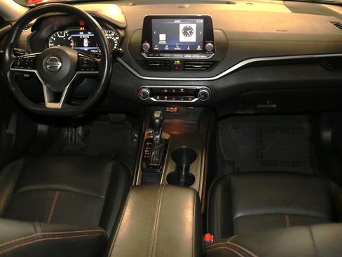 Used 2019 Nissan Altima 2.5 SR image 15