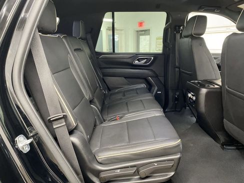 Used 2023 GMC Yukon SLT image 19