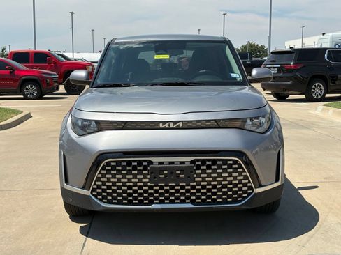 Used 2025 Kia Soul EX FWD image 2
