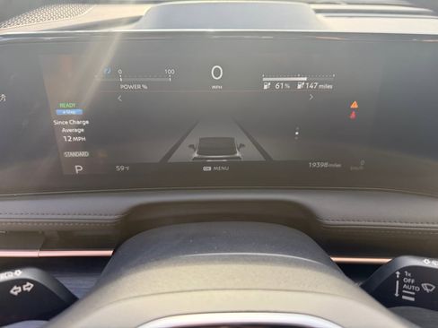 Used 2024 Nissan Ariya FWD image 13