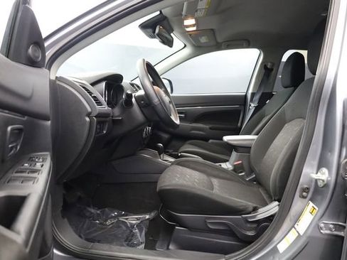 Used 2021 Mitsubishi Outlander Sport ES image 11