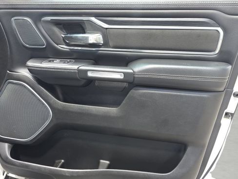 Used 2023 RAM 1500 Laramie AWD/4WD image 9