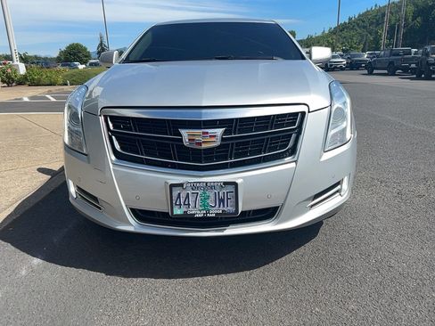 Used 2016 Cadillac XTS Luxury AWD/4WD image 5