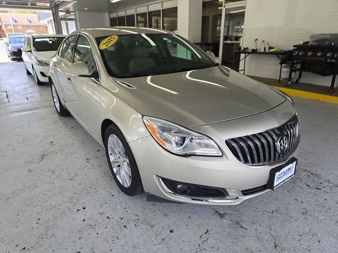 Used 2015 Buick Regal image 7