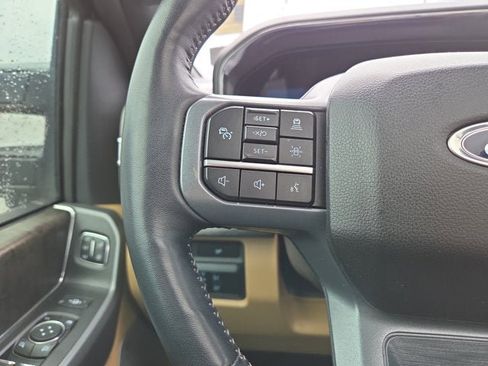 Used 2024 Ford F250 Lariat w/ Lariat Ultimate Package image 24