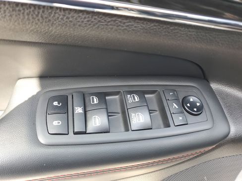 Used 2021 Jeep Grand Cherokee Trailhawk image 31