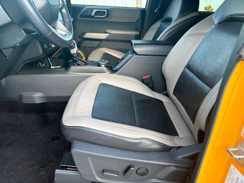 Used 2022 Ford Bronco Wildtrak AWD/4WD image 15