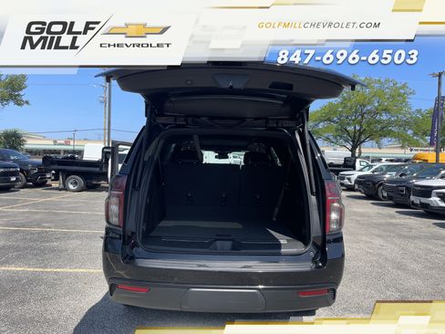 Used 2024 Chevrolet Suburban RST w/ Luxury Package AWD/4WD image 10
