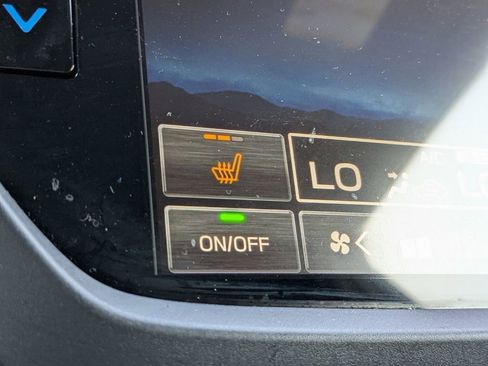 Used 2025 Subaru Forester Sport image 23