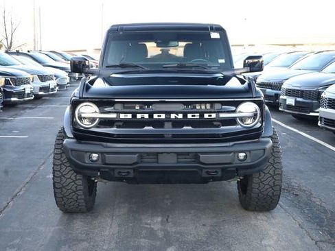 Used 2022 Ford Bronco Outer Banks image 2