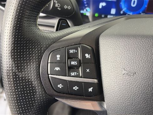 Used 2020 Ford Explorer ST w/ Premium Technology Package AWD/4WD image 38