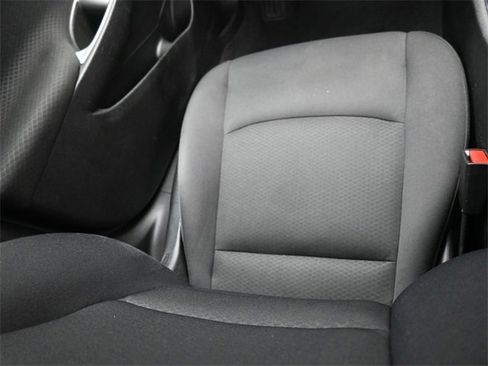 Used 2024 Chevrolet Malibu LT image 13