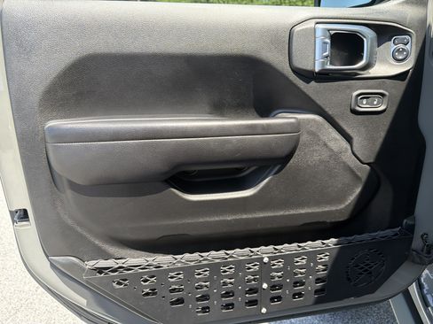 Used 2021 Jeep Gladiator Sport AWD/4WD image 12