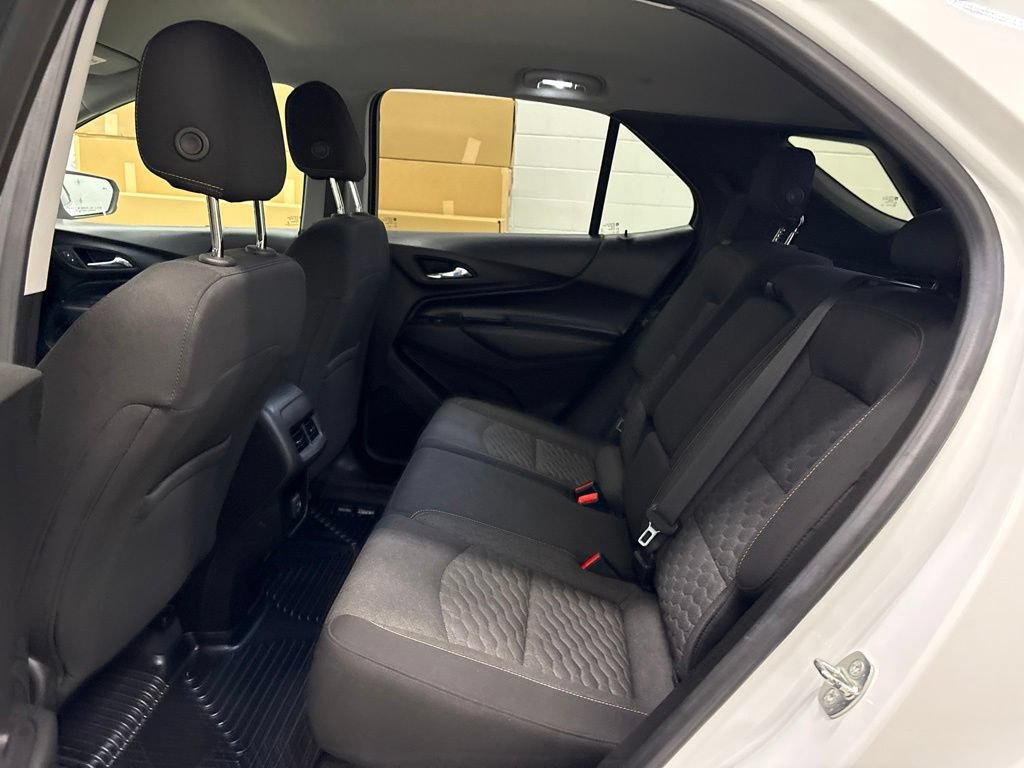 Used 2019 Chevrolet Equinox LT AWD/4WD image 32
