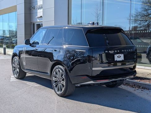 New 2026 Land Rover Range Rover SE image 3
