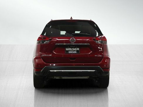Used 2020 Nissan Rogue SL w/ Premium Package AWD/4WD image 4