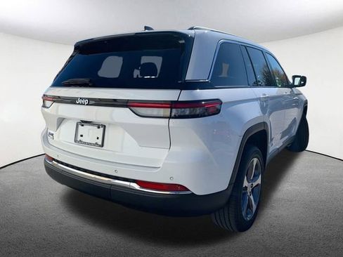 Used 2022 Jeep Grand Cherokee Limited 4xe image 15