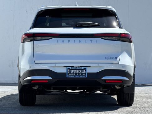 New 2026 INFINITI QX60 Luxe w/ Cargo Package AWD/4WD image 5