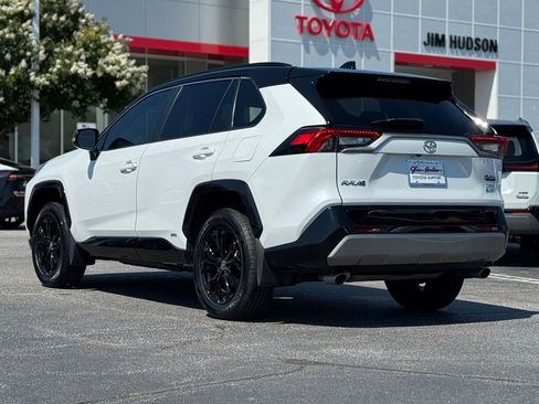 Used 2025 Toyota RAV4 XSE AWD/4WD image 9
