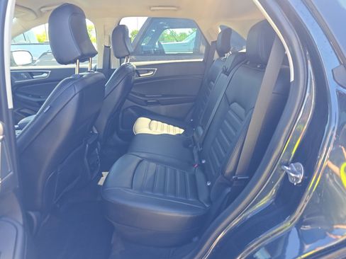 Used 2024 Ford Edge SEL w/ Convenience Package AWD/4WD image 6