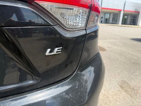 Used 2023 Toyota Corolla LE FWD image 6