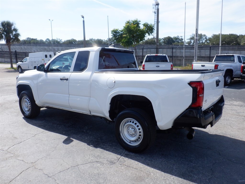Used 2024 Toyota Tacoma SR RWD image 3