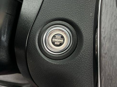 Certified 2021 Mercedes-Benz GLC 300 4MATIC image 31