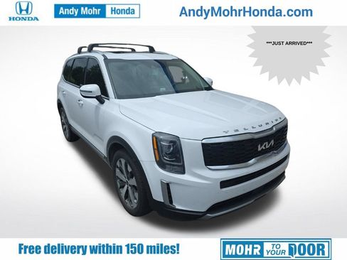 Used 2022 Kia Telluride S AWD/4WD image 1
