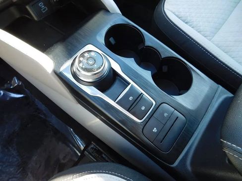 Used 2023 Ford Escape Active image 21