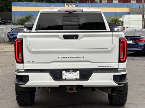 Used 2020 GMC Sierra 2500 Denali w/ Denali Ultimate Package AWD/4WD image 7