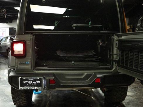Used 2023 Jeep Wrangler Unlimited AWD/4WD image 7